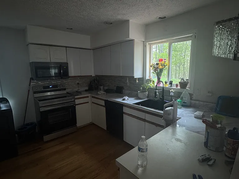 661 Glen Circle Dr — Photo 3