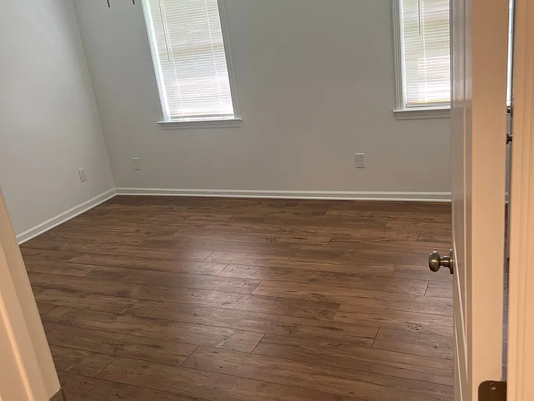 3308 Shelby St — Photo 15