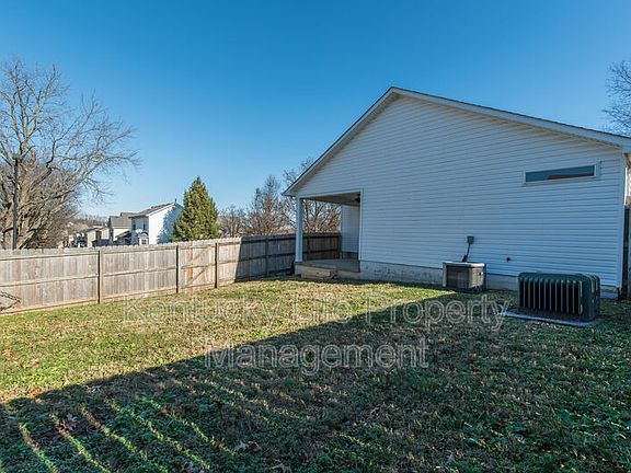 5th image of 277 Darenia Ln