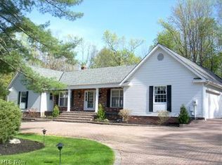 7403 Tattersall St, Chesterland, OH 44026