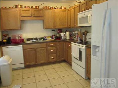 2nd image of 205 Sawyer Ln #205A