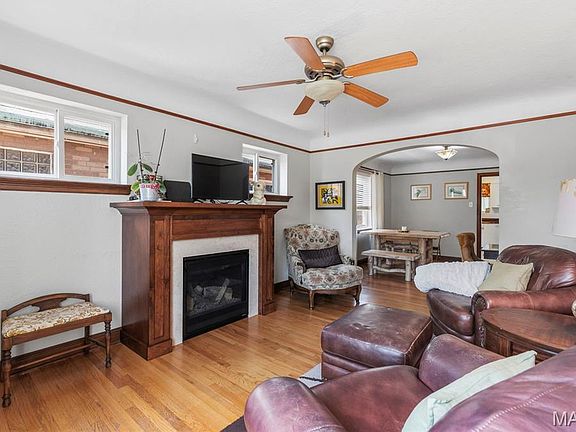 4th image of 5709 Lindenwood Ave