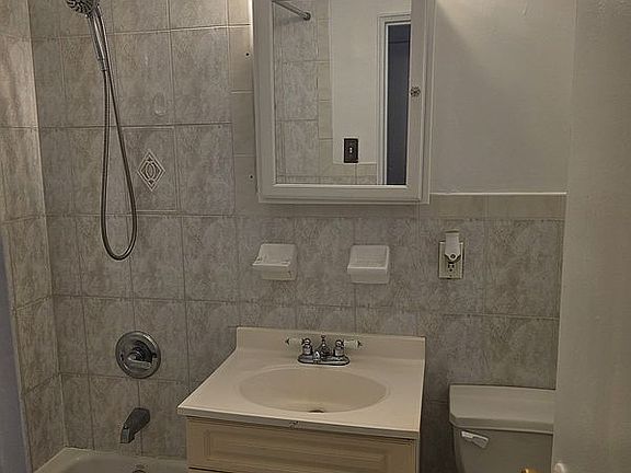 4th image of 53-11 90th St #2K