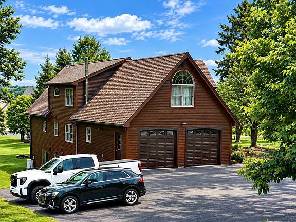 3rd image of 3420 Lake Road