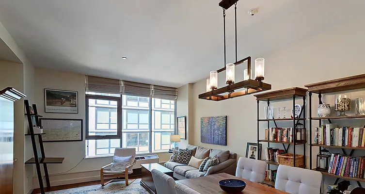 Sold by Modern Spaces | media 2
