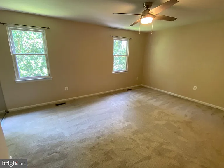 1210 Thomas Jefferson Pl — Photo 10