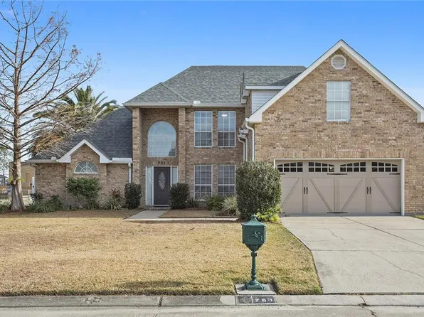 701 Church Pointe Dr, Belle Chasse, LA 70037