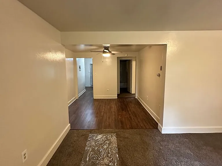 5200 Earl Dr — Photo 3