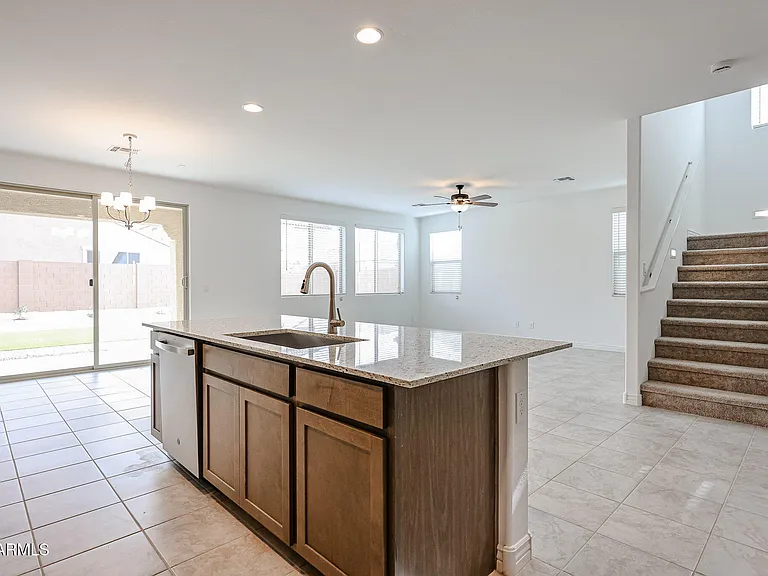 14758 W Smoketree Dr — Photo 4