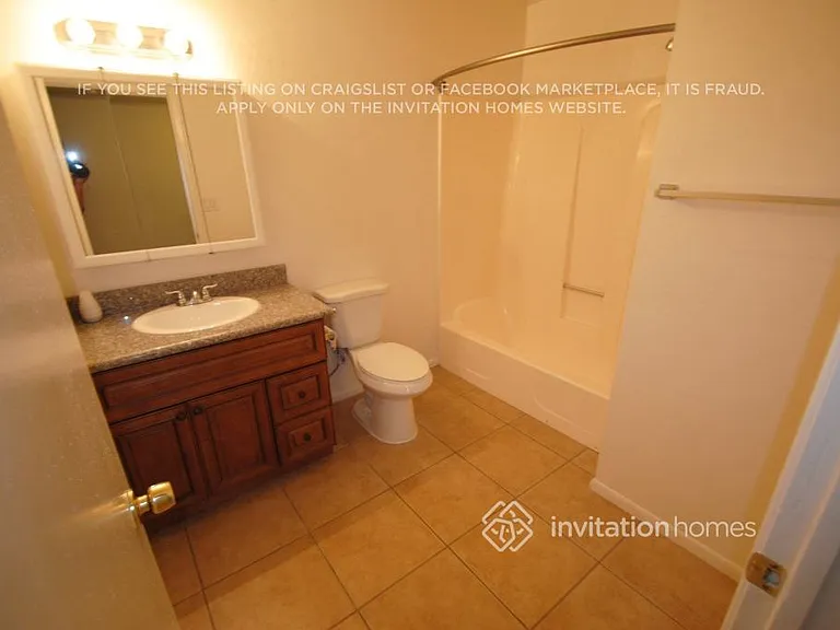 817 N 95th St — Photo 12
