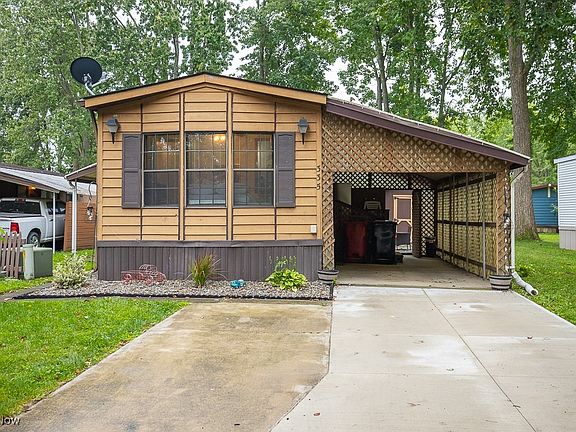 2nd image of 335 Ashwood Dr