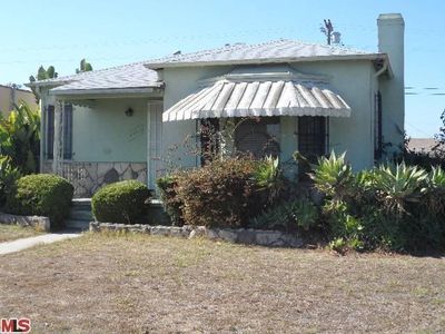 8801 S Gramercy Pl, Los Angeles, CA, 90047