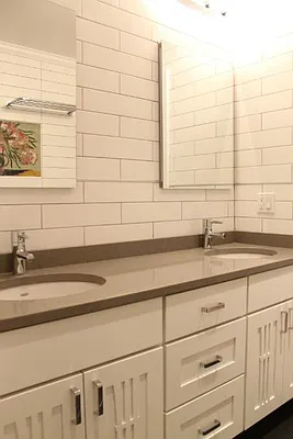 Rented by Level Group | media 31