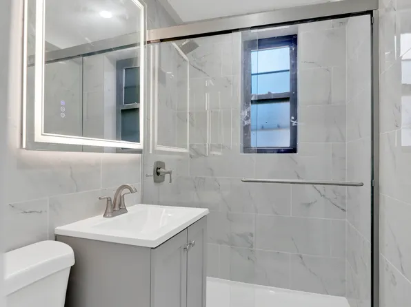 61 Oliver Street image 19 of 26