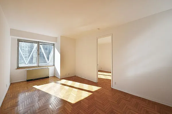 Rented by Domus Realty | media 19