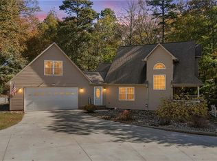 5172 Jordan Valley Rd, Trinity, NC 27370