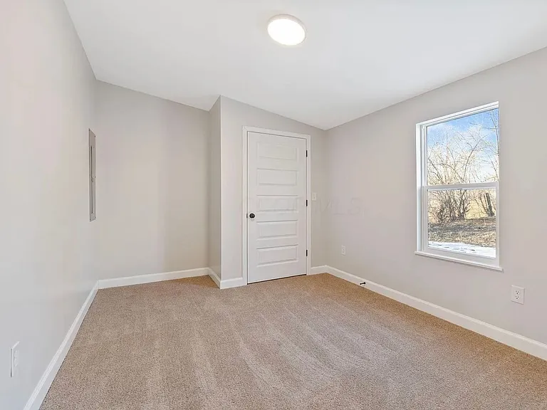 510 Glendower Ave — Photo 10