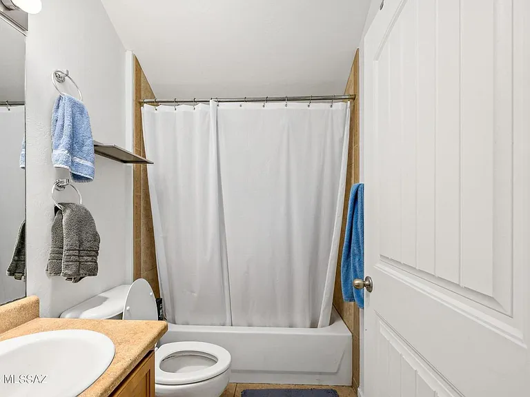 527 N Jacobus Ave — Photo 12