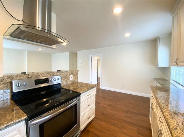 7517 Herschel Ave APT 6