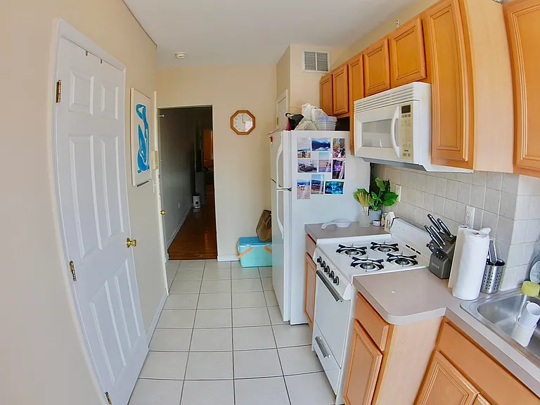 201 Madison St #3N-4 — Photo 5