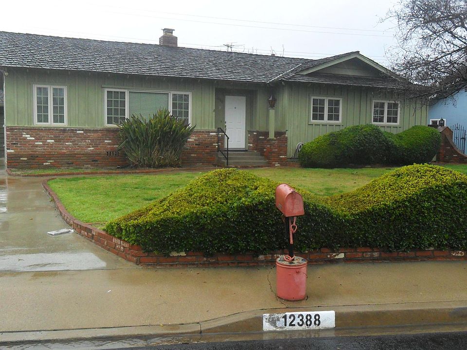 1st image of 12388 Loraine Ave