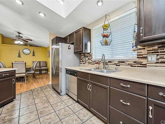 3rd image of 19200 Meadow Ct