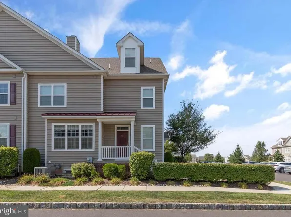 321 Katie Ln, Perkasie, PA 18944