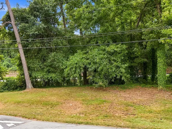 3 Balfer Dr, Greenville, SC 29615