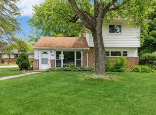 353 Suwanee St, Park Forest, IL 60466