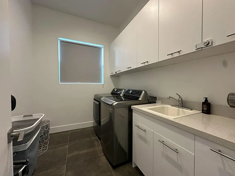 54620 Avenida Juarez — Photo 36