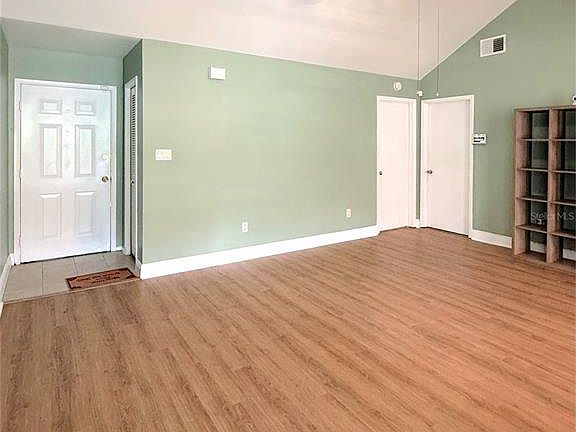4th image of 207 SONOMA VALLEY CIRCLE
