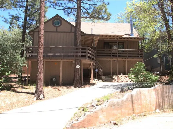 321 Vista Ave, Sugarloaf, CA 92386