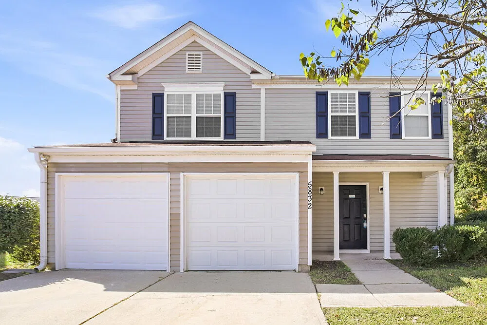 3 bed, 2.5 bath, 1540 sqft, $2,035 — Photo 1