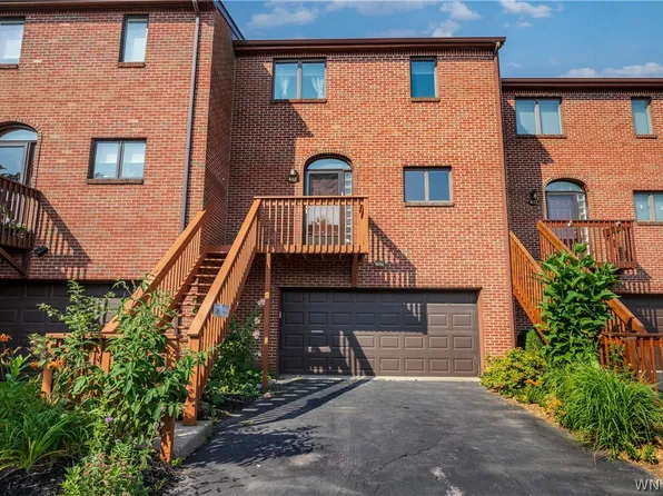418 Lakefront Blvd, Buffalo, NY 14202