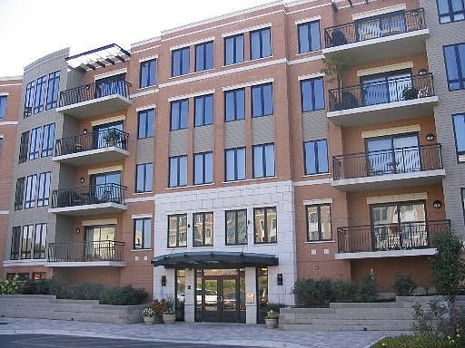 1st image of 135 S York St Unit 304