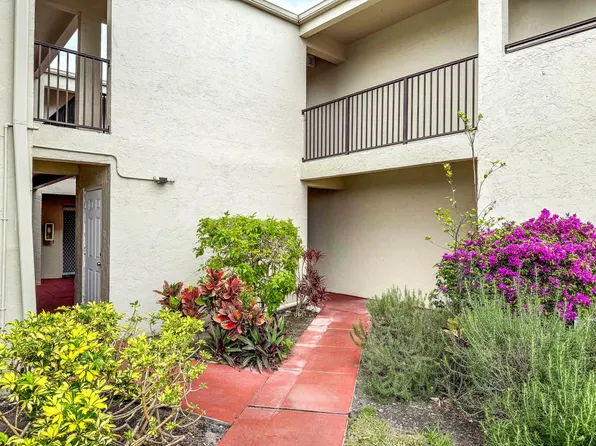 2528 Boundbrook Drive S #205, West Palm Beach, FL 33406