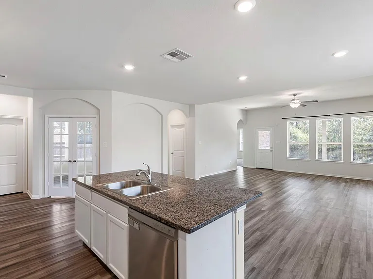 28068 Dove Chase Dr — Photo 11