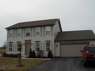 2100 Thoroughbred Ct, York, PA 17408