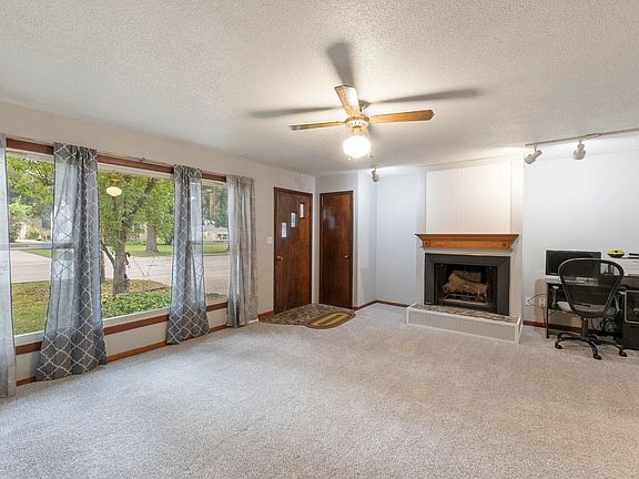 5th image of 2602 Cedar Heights Dr