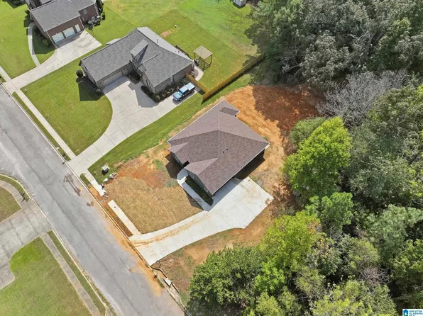 7739 Clayton Cove Pkwy, Pinson, AL 35126