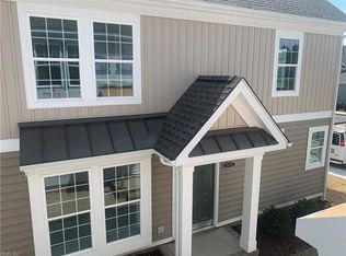 1014 Robinson Rd #8C, Suffolk, VA 23434