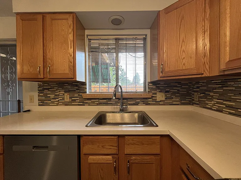 7117 SE Ramona St — Photo 9