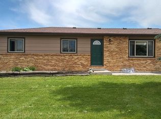 8615 Jack Rabbit Rd, Cheyenne, WY 82009