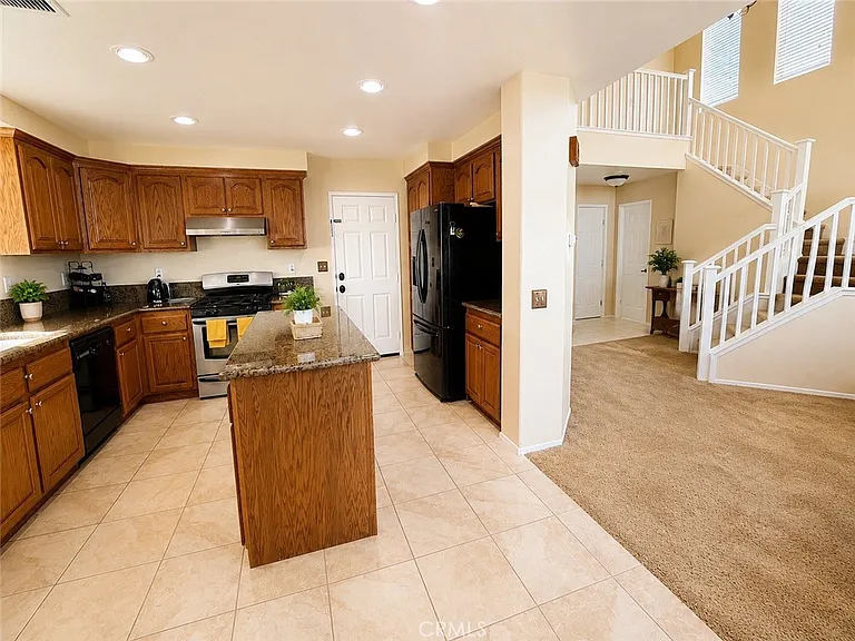 31628 Loma Linda Rd — Photo 7