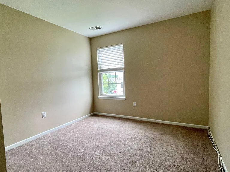 1104 Mews Dr #1104 — Photo 11