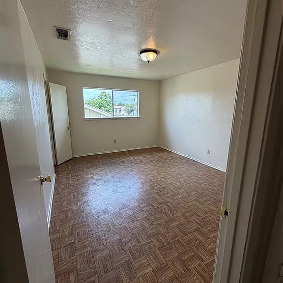 3002 Stanford St #B — Photo 18