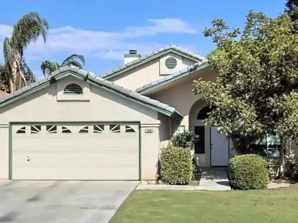 712 Harvest Creek Rd, Bakersfield, CA 93312