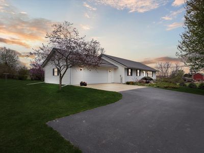 7416 Walnut Grove Dr, Rock City, IL, 61070