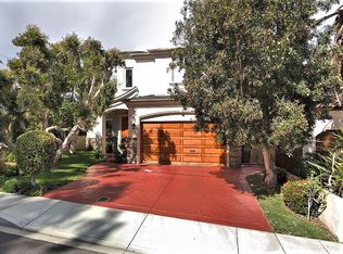 1201 2nd St, Manhattan Beach, CA 90266