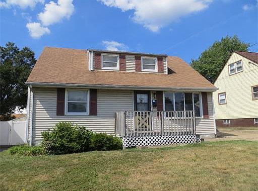 2nd image of 9 Richard Ave